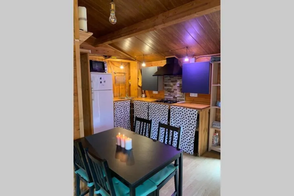 Chalet Hermosa Cabana A Menos De 15 Minutos De Barcelona Villa