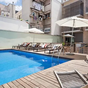 - Gracia Pool Center Apartamento