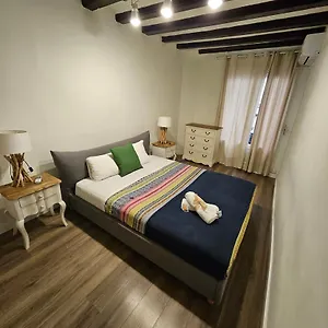 Apartment Family Flat Near Ramblas Bcn 5, Barcelona